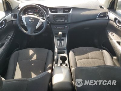 Zdjęcie 8 z 15 samochodu: 2017 NISSAN SENTRA S VIN:3N1AB7AP6HY232917 - miniatura