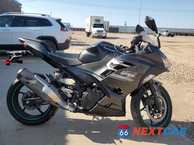 2022 KAWASAKI EX400 JKAEXKH18NDAH5676 - główne zdjęcie licytacji z USA - miniatura