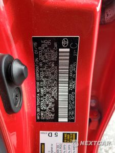 Zdjęcie 13 z 15 samochodu: 2015 TOYOTA PRIUS V VIN:JTDZN3EU7FJ022604 - miniatura
