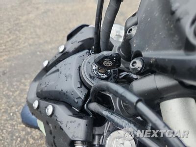 Zdjęcie 8 z 10 samochodu: 2024 YAMAHA MT07 VIN:JYARM32E7RA010436 - miniatura