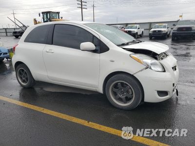 Czwarte zdjęcie samochodu z boku: 2009 TOYOTA YARIS VIN:JTDJT903495230733 - miniatura