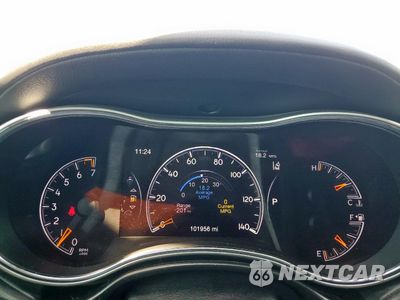 Zdjęcie 9 z 14 samochodu: 2019 JEEP GRAND CHEROKEE SUMMIT VIN:1C4RJFJG7KC541308 - miniatura