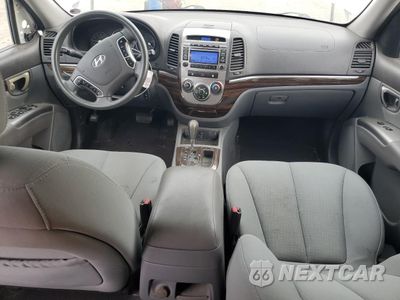 Zdjęcie 8 z 14 samochodu: 2010 HYUNDAI SANTA FE GLS VIN:5NMSG3ABXAH405905 - miniatura
