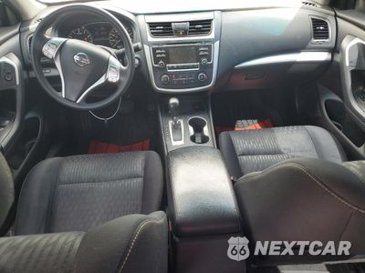 Zdjęcie 8 z 12 samochodu: 2017 NISSAN ALTIMA 2.5 VIN:1N4AL3AP7HN357267 - miniatura