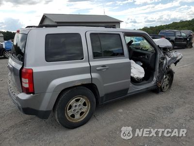 Trzecie zdjęcie samochodu z tyłu: 2016 JEEP PATRIOT SPORT VIN:1C4NJRBB2GD669007 - miniatura