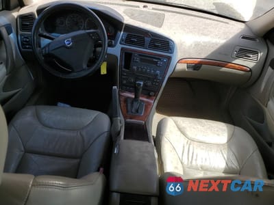 Zdjęcie 8 z 12 samochodu: 2005 VOLVO S60 VIN:YV1RS640252458191 - miniatura