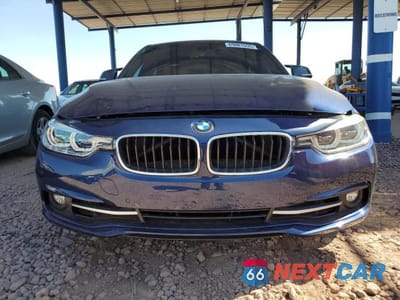 Piąte zdjęcie samochodu w środku: 2016 BMW 340 I VIN:WBA8B3G57GNT92307 - miniatura