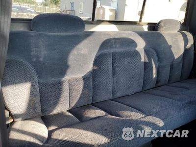 Zdjęcie 10 z 15 samochodu: 1999 CHEVROLET GMT-400 K1500 VIN:1GCEK19R2XR130715 - miniatura
