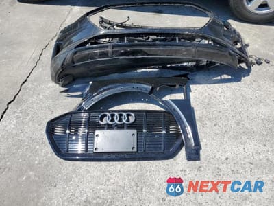 Zdjęcie 13 z 14 samochodu: 2021 AUDI E-TRON PREMIUM VIN:WA1AAAGE7MB029993 - miniatura
