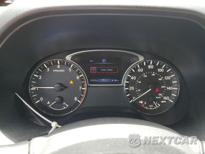 Zdjęcie 9 z 17 samochodu: 2018 NISSAN PATHFINDER S VIN:5N1DR2MN2JC617758 - miniatura
