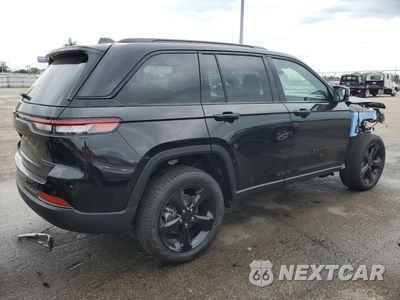 Trzecie zdjęcie samochodu z tyłu: 2025 JEEP GRAND CHEROKEE LIMITED VIN:1C4RJHBG0SC307523 - miniatura
