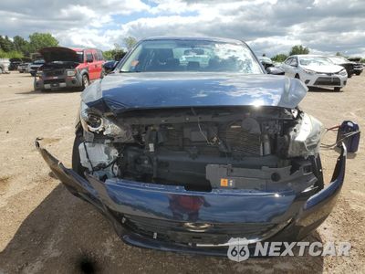 Piąte zdjęcie samochodu w środku: 2017 MAZDA 3 SPORT VIN:3MZBN1U73HM153730 - miniatura
