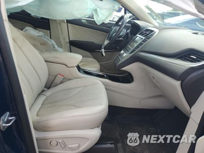 Zdjęcie 7 z 14 samochodu: 2018 LINCOLN MKC RESERVE VIN:5LMCJ3D96JUL00603 - miniatura