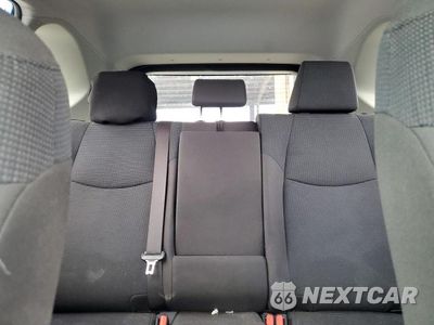 Zdjęcie 10 z 14 samochodu: 2019 TOYOTA RAV4 LE VIN:JTMH1RFV8KD021004 - miniatura