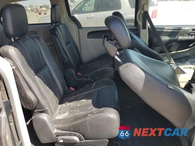 Zdjęcie 11 z 13 samochodu: 2014 CHRYSLER TOWN & COUNTRY TOURING VIN:2C4RC1BG3ER444095 - miniatura
