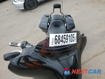 Piąte zdjęcie samochodu w środku: 2022 HARLEY-DAVIDSON FLHX VIN:1HD1KBC13NB633715 - miniatura