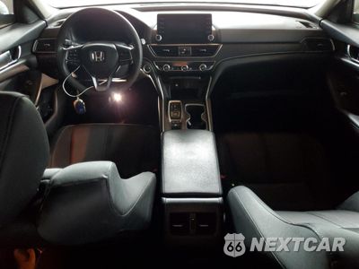 Zdjęcie 8 z 14 samochodu: 2018 HONDA ACCORD HYBRID EX VIN:1HGCV3F44JA011977 - miniatura
