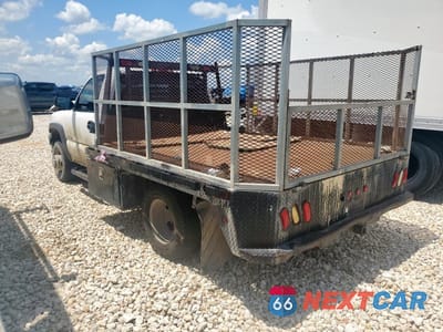 Drugie zdjęcie samochodu z przodu: 2006 CHEVROLET SILVERADO C3500 VIN:1GBJC34U46E274344 - miniatura