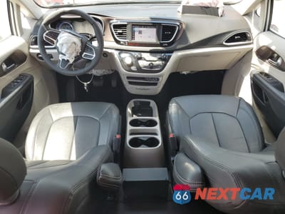 Zdjęcie 8 z 16 samochodu: 2024 CHRYSLER VOYAGER LX VIN:2C4RC1CG1RR155706 - miniatura