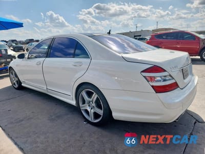 Drugie zdjęcie samochodu z przodu: 2007 MERCEDES-BENZ S 550 VIN:WDDNG71X17A062054 - miniatura