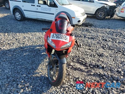 Drugie zdjęcie samochodu z przodu: 2005 HONDA CBR600 RR VIN:JH2PC37015M208943 - miniatura