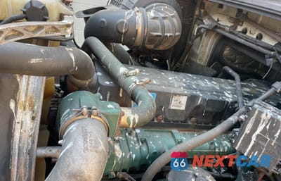 Zdjęcie 7 z 11 samochodu: 2011 VOLV VHD - TRUCKS TRUCK CAB AND CHASSIS VIN:4V5KC9EJXBN296107 - miniatura