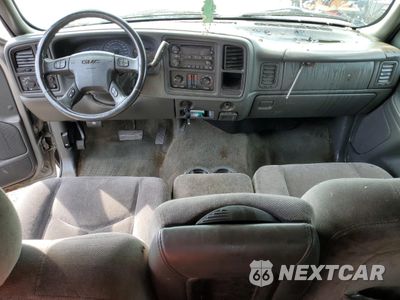 Zdjęcie 8 z 12 samochodu: 2006 GMC NEW SIERRA K1500 VIN:2GTEK19B861114738 - miniatura