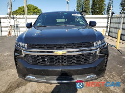 Piąte zdjęcie samochodu w środku: 2024 CHEVROLET SUBURBAN C1500 LS VIN:1GNSCBKD3RR250649 - miniatura