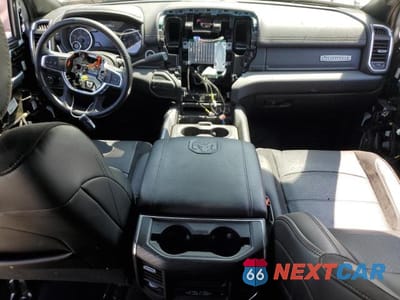 Zdjęcie 8 z 13 samochodu: 2024 RAM 2500 LARAMIE VIN:3C6UR5FL8RG357254 - miniatura