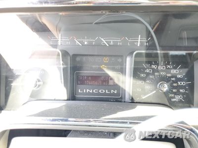 Zdjęcie 9 z 12 samochodu: 2011 LINCOLN NAVIGATOR VIN:5LMJJ2J55BEJ01668 - miniatura