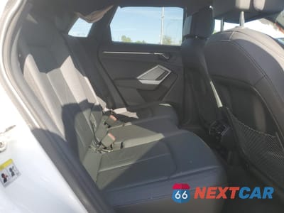 Zdjęcie 11 z 13 samochodu: 2023 AUDI Q3 PREMIUM S LINE 45 VIN:WA1DECF32P1107622 - miniatura