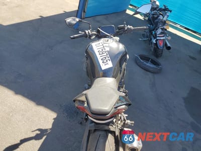 Zdjęcie 6 z 9 samochodu: 2025 KAWASAKI ZR900 S VIN:ML5ZRDS13SDA03090 - miniatura