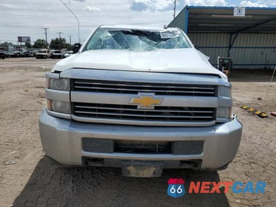 Piąte zdjęcie samochodu w środku: 2018 CHEVROLET SILVERADO K2500 HEAVY DUTY LT VIN:1GC1KVEG2JF261212 - miniatura