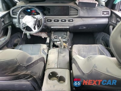 Zdjęcie 8 z 15 samochodu: 2021 MERCEDES-BENZ GLS 580 4MATIC VIN:4JGFF8GE3MA441786 - miniatura