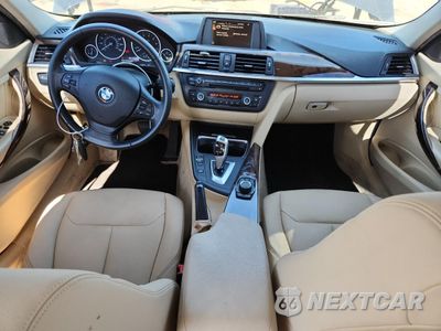 Zdjęcie 8 z 12 samochodu: 2015 BMW 320 I VIN:WBA3B1G58FNT05981 - miniatura