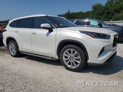 Czwarte zdjęcie samochodu z boku: 2021 TOYOTA HIGHLANDER LIMITED VIN:5TDYZRAH5MS533904 - miniatura
