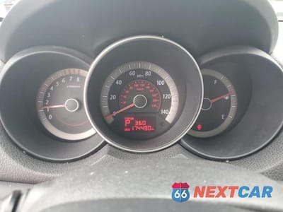 Zdjęcie 9 z 12 samochodu: 2012 KIA FORTE EX VIN:KNAFU5A21C5569715 - miniatura