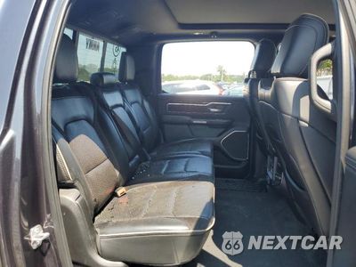 Zdjęcie 10 z 13 samochodu: 2019 RAM 1500 LARAMIE VIN:1C6SRFJT6KN752843 - miniatura