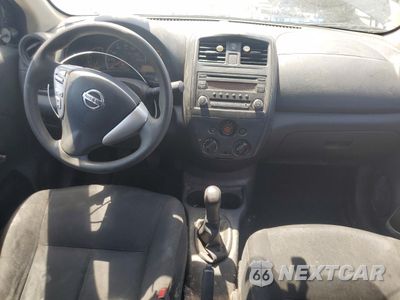 Zdjęcie 8 z 13 samochodu: 2016 NISSAN VERSA S VIN:3N1CN7AP8GL841082 - miniatura