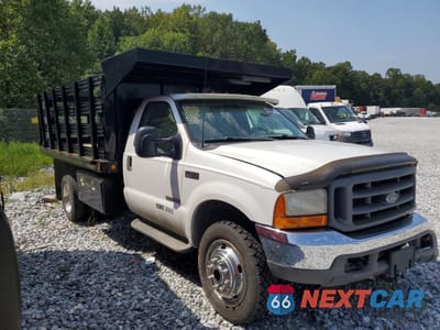 Czwarte zdjęcie samochodu z boku: 2001 FORD F450 SUPER DUTY VIN:1FDXF47F41EA46087 - miniatura