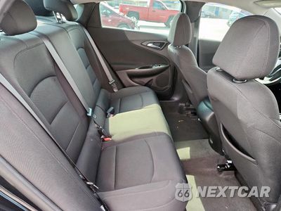 Zdjęcie 10 z 15 samochodu: 2020 CHEVROLET MALIBU LS VIN:1G1ZB5ST5LF075423 - miniatura