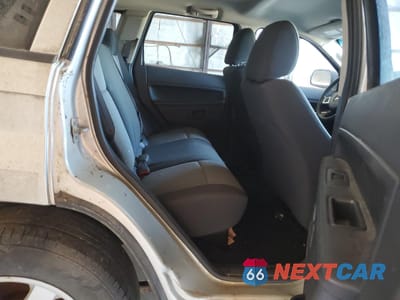 Zdjęcie 11 z 13 samochodu: 2008 JEEP GRAND CHEROKEE LAREDO VIN:1J8GR48K78C226038 - miniatura