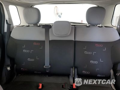 Zdjęcie 10 z 16 samochodu: 2016 FIAT 500L POP VIN:ZFBCFAAH9GZ038275 - miniatura