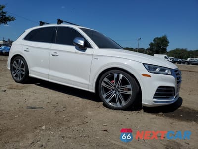 Czwarte zdjęcie samochodu z boku: 2018 AUDI SQ5 PREMIUM PLUS VIN:WA1A4AFY1J2039854 - miniatura