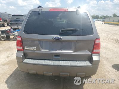 Zdjęcie 6 z 15 samochodu: 2010 FORD ESCAPE XLT VIN:1FMCU0D71AKC94602 - miniatura