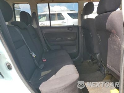 Zdjęcie 11 z 16 samochodu: 2005 TOYOTA SCION XB VIN:JTLKT324850190529 - miniatura
