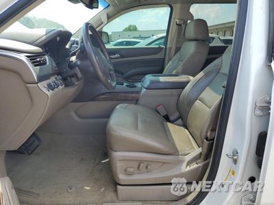 Zdjęcie 7 z 13 samochodu: 2016 CHEVROLET SUBURBAN K1500 LT VIN:1GNSKHKC2GR341146 - miniatura