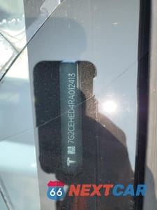 Zdjęcie 12 z 12 samochodu: 2024 TESLA CYBERTRUCK VIN:7G2CEHED4RA012413 - miniatura