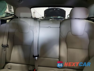 Zdjęcie 10 z 16 samochodu: 2025 VOLVO XC60 PLUS VIN:YV4H60RC2S1199741 - miniatura