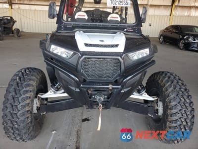 Zdjęcie 9 z 10 samochodu: 2016 POLARIS RZR XP TURBO EPS VIN:3NSVDE928GF464269 - miniatura